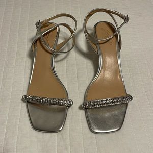 Jewel Badgley Mischka heels